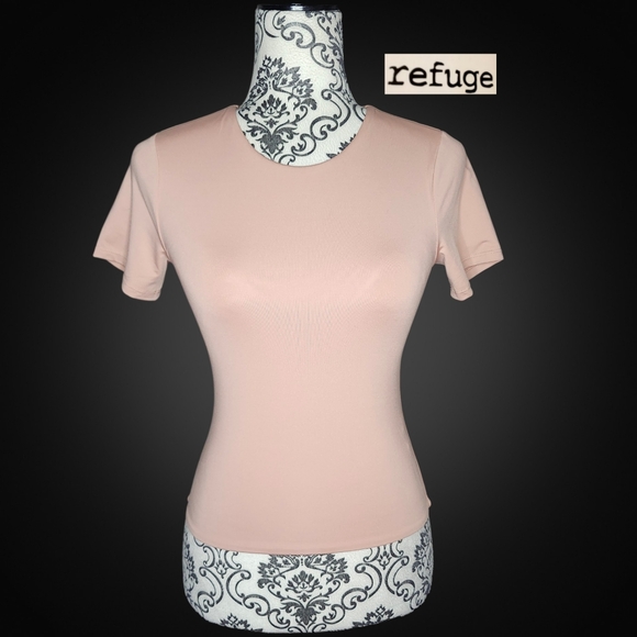 refuge Tops - REFUGE Pale Pink Tee - Small